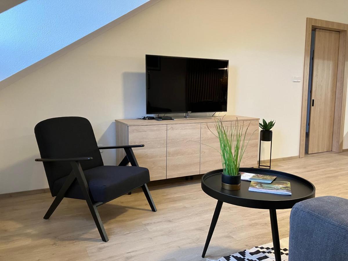 Apartman Nahore Vacov 外观 照片