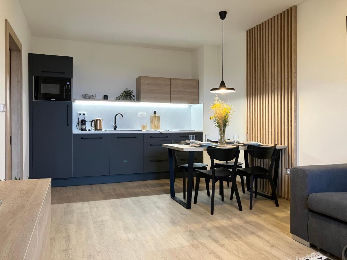 Apartman Nahore Vacov 外观 照片
